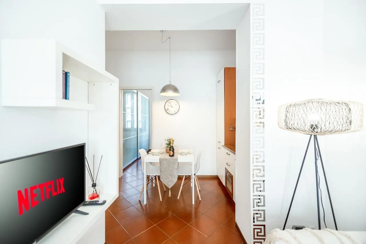 {Corso Sempione - Citylife} - Wi-Fi / Netflix /Mm5 Milaan Appartement