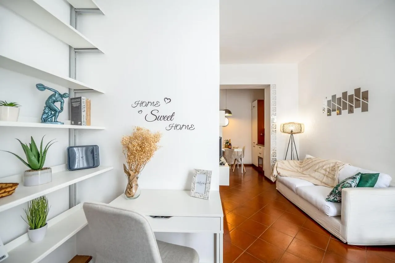 Apartment {Corso Sempione - Citylife} - Wi-Fi / Netflix /Mm5 Milan